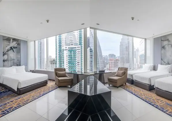 Deluxe Family Connecting Room