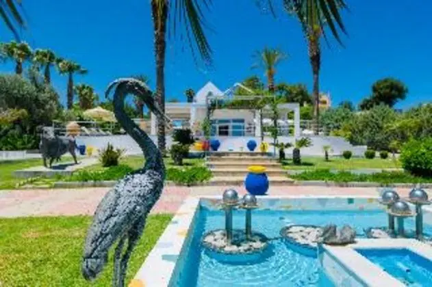 Villa