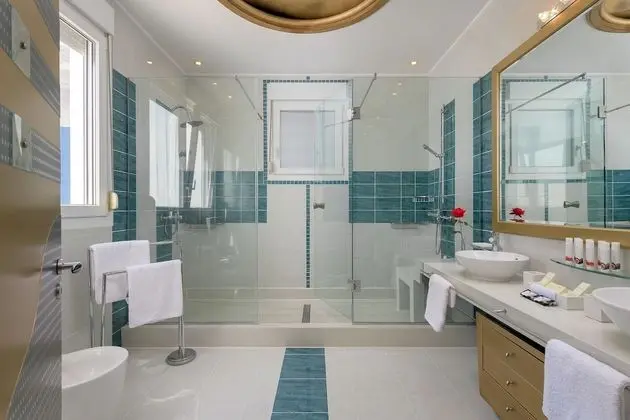 Design Villa, 4 Yatak Odası, Kişiye Özel Havuzlu, Deniz Manzaralı