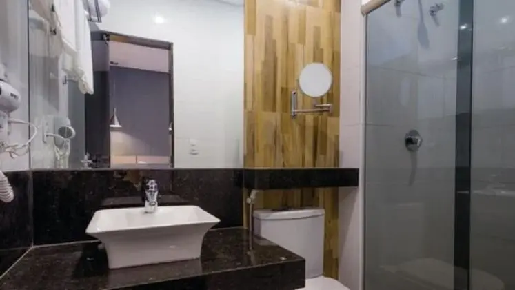 Luxury Tek Büyük Yataklı Oda