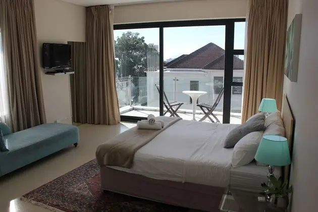 Sea-View Open Plan Top Level Rooms