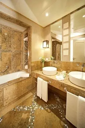 Deluxe Tek Büyük Yataklı Oda, Deniz Manzaralı