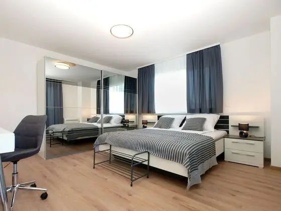 Villa, Birden Çok Yatak Odası, Şömine