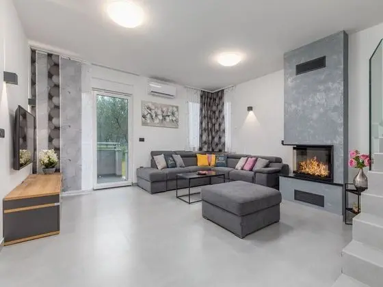 Villa, Birden Çok Yatak Odası, Şömine