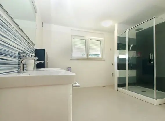 Villa, Birden Çok Yatak Odası, Şömine