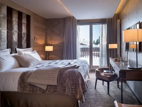 Deluxe Tek Büyük Yataklı Oda