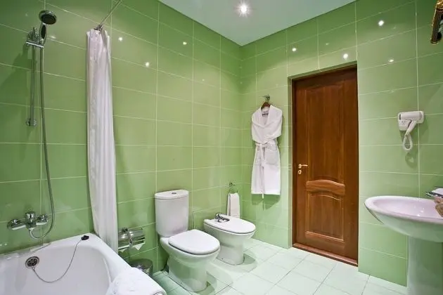 Premium Tek Büyük Yataklı Oda