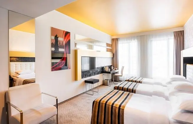 Classic Tek Büyük veya İki Ayrı Yataklı Oda (with Extra Bed )