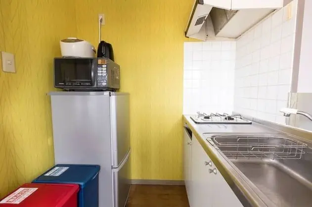Apart Daire (Nakano 302)