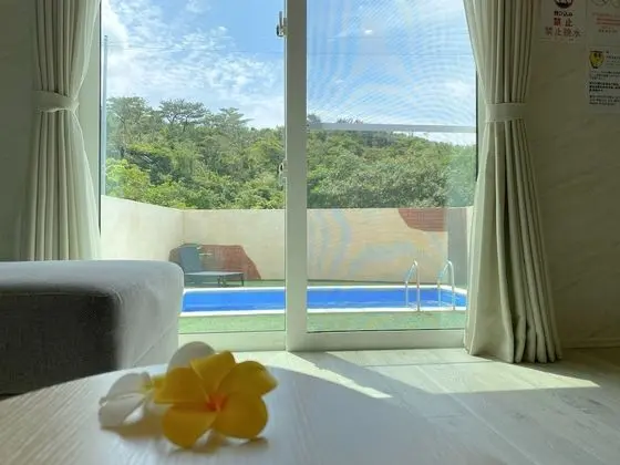 Deluxe Villa, 4 Yatak Odası, Kişiye Özel Havuzlu, Havuz Manzaralı (6-B)