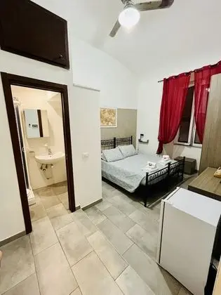 Tek Büyük veya İki Ayrı Yataklı Oda (Claudia)