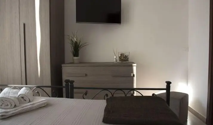 Tek Büyük veya İki Ayrı Yataklı Oda (Livia)