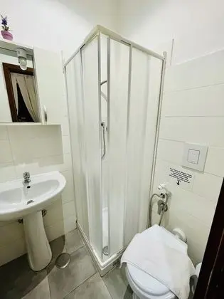 Tek Büyük veya İki Ayrı Yataklı Oda (Vittoria)