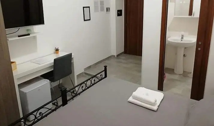 Tek Büyük veya İki Ayrı Yataklı Oda (Vittoria)