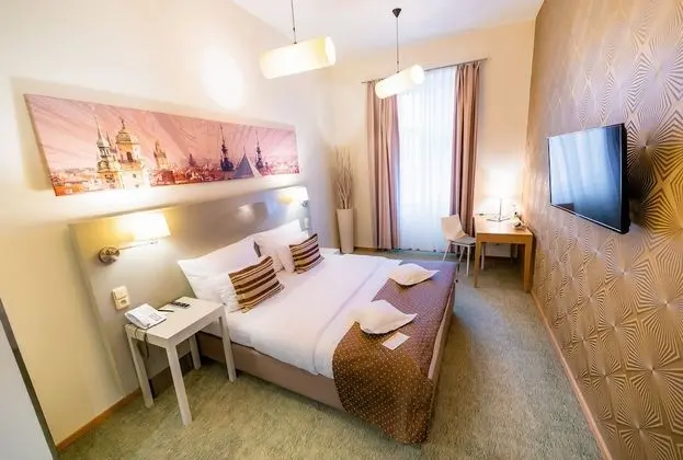 Deluxe Tek Büyük veya İki Ayrı Yataklı Oda
