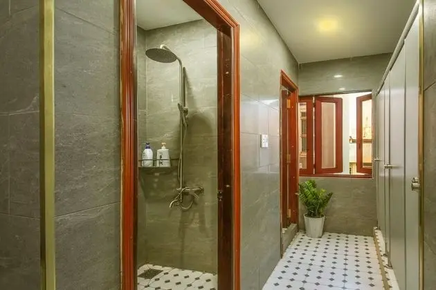 Standard Ortak Ranzalı Oda, Sadece erkekler için (14 Beds)