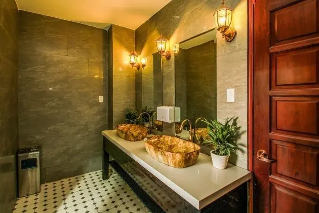 Standard Ortak Ranzalı Oda, Sadece erkekler için (14 Beds)