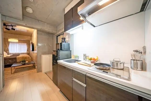 Stüdyo (Large Studio)