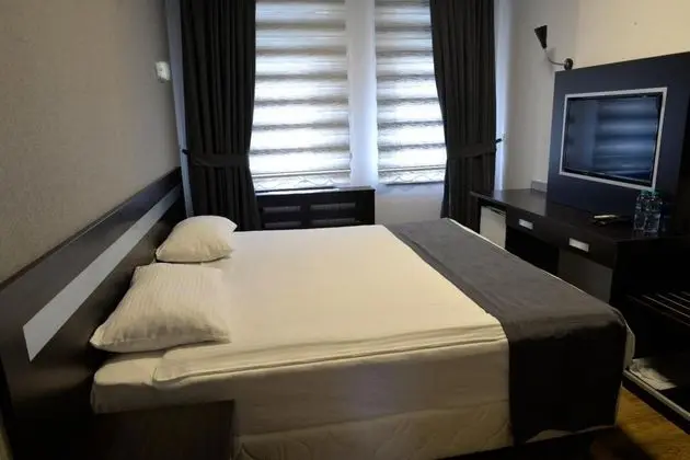 Standart Oda, Şehir Manzaralı