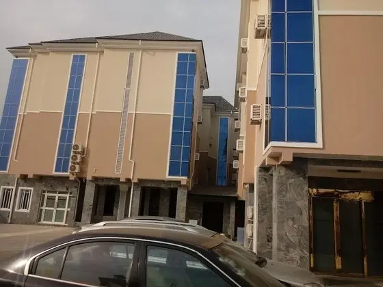 Standard Oda, Şehir Manzaralı