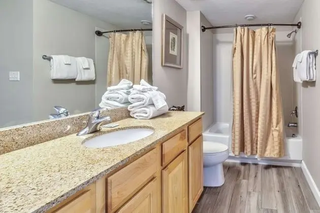 Daire (Grandview East 903 (3/2))