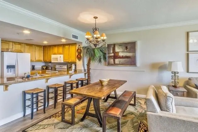 Daire (Grandview East 903 (3/2))