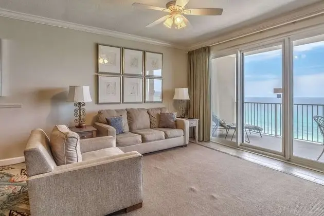 Daire (Grandview East 903 (3/2))