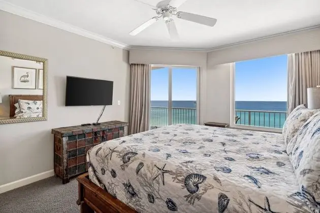 Daire (Grandview East 903 (3/2))