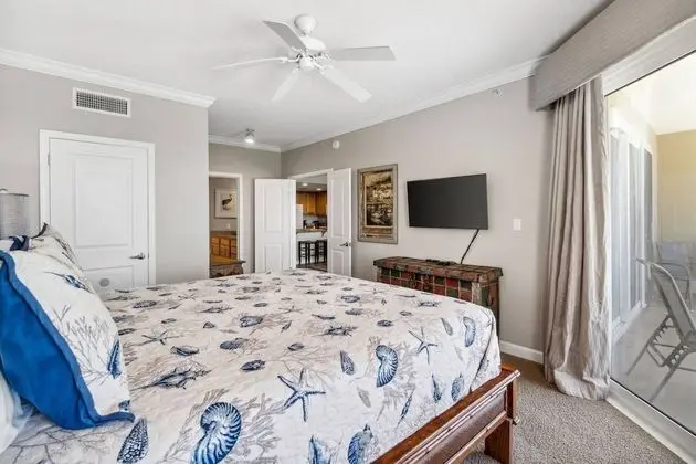Daire (Grandview East 903 (3/2))