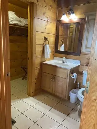 Bring the Cats and the Kids Room