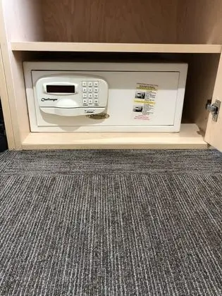 Standard Oda, 1 Tek Kişilik Yatak, Sigara İçilmez, Buzdolabı