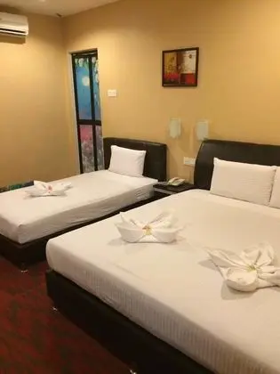 Üç Kişilik Oda