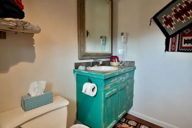 Ev, 1 Büyük (Queen) Boy Yatak, Mutfak, Dağ Manzaralı (Grandview Studio)