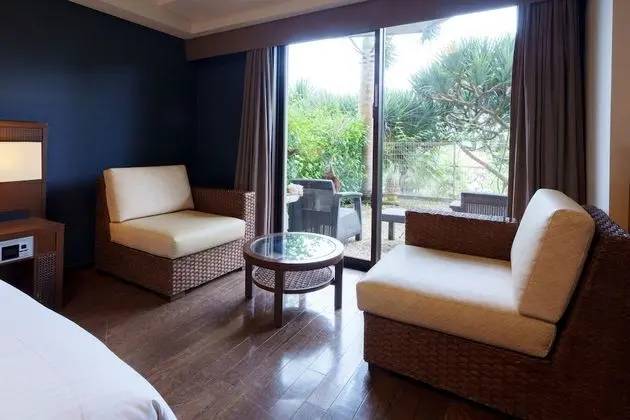 İki Ayrı Yataklı Oda, Sigara İçilmez, Bahçe Manzaralı