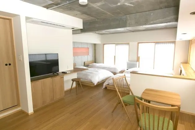 Superior Oda (Family Room)