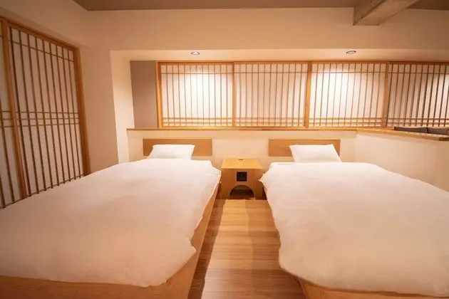 Superior Oda (Family Room)