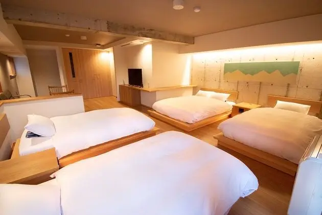 Superior Oda (Family Room)
