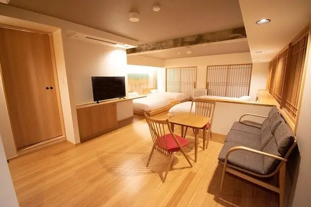 Superior Oda (Family Room)