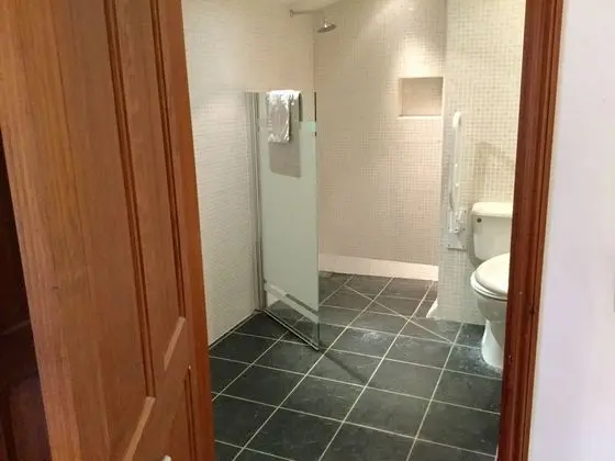 Log Cabin, Accessible Double