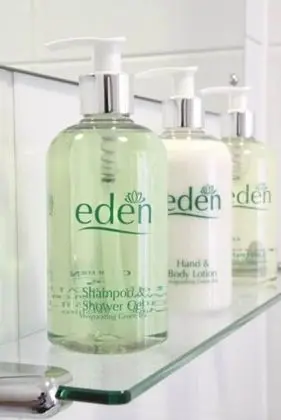 Basic Tek Büyük Yataklı Oda