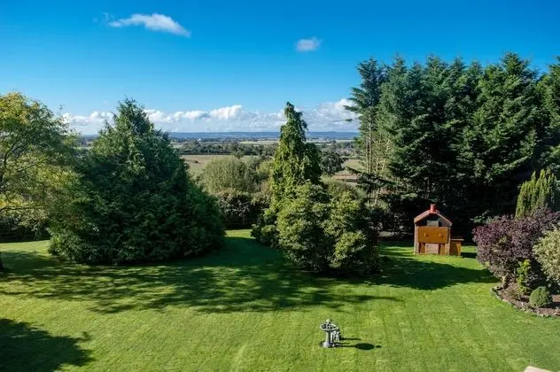 Executive Tek Büyük Yataklı Oda