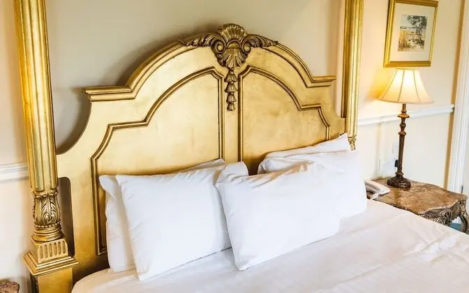 Executive Tek Büyük Yataklı Oda (Four Poster)