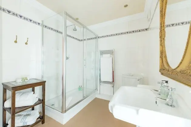 Executive Tek Büyük Yataklı Oda (Four Poster)