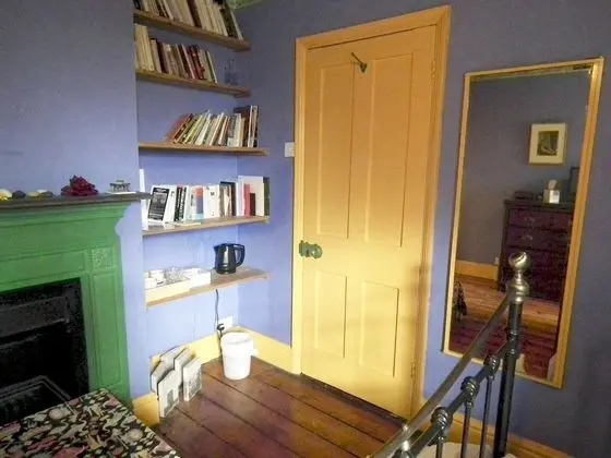 Tek Büyük Yataklı Oda, Ortak Banyo