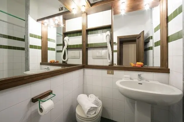 Family Stüdyo, Birden Çok Yatak, Dağ Yamacı (Grange Hike & Ski - 40D Sestriere)