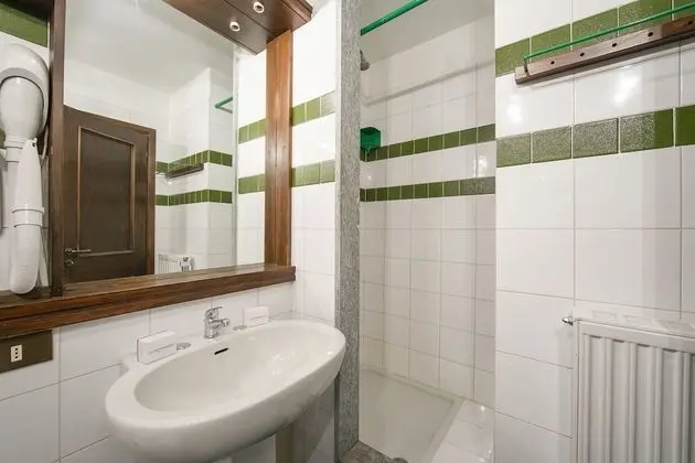 Family Stüdyo, Birden Çok Yatak, Dağ Yamacı (Grange Hike & Ski - 41D Sestriere)