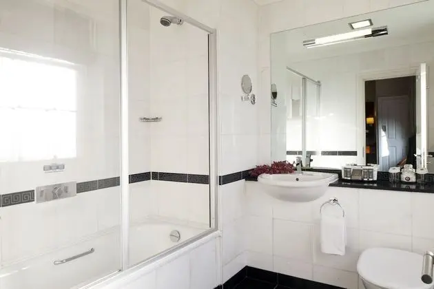 Single Studio with Kitchenette