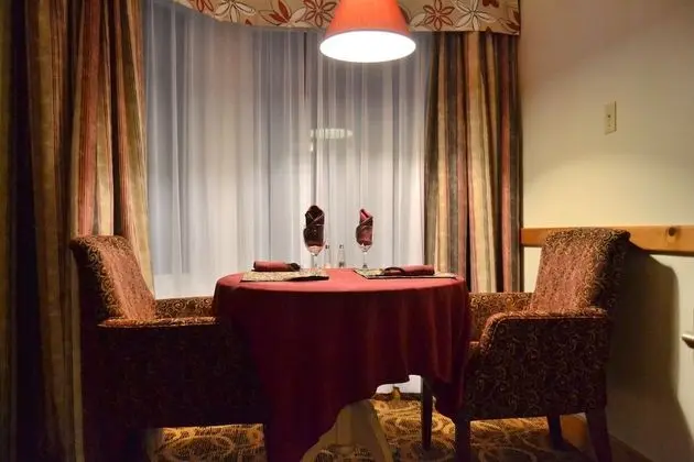 Süit, 1 En Büyük (King) Boy Yatak ve Çekyat