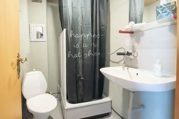 Basic Tek Büyük Yataklı Oda