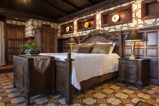 Romantic Süit, 1 En Büyük (King) Boy Yatak, Sıcak Su Küveti, Şehir Manzaralı